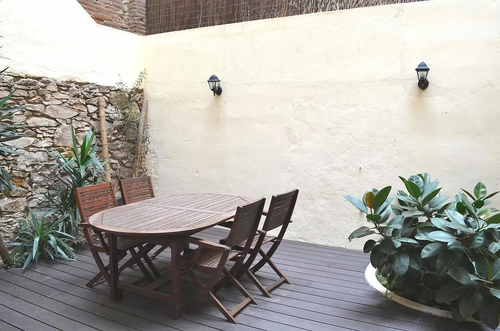 Barcelona In Apartments Poble Sec 0*,  Espanha